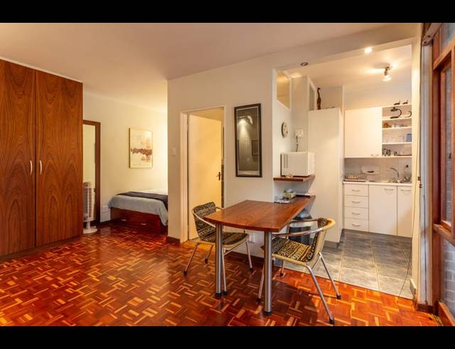 0 BEDROOM APARTMENT FOR SALE IN CAPE TOWN CITY CENTRE